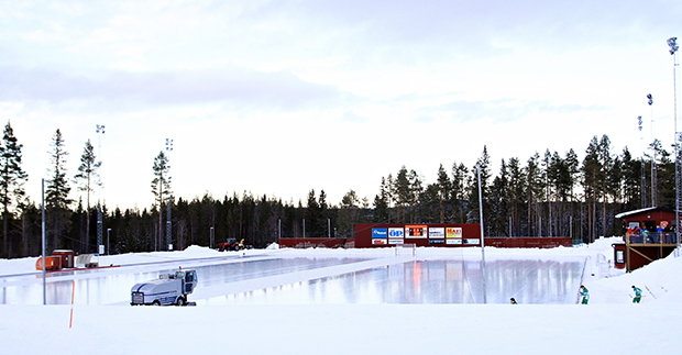 Bandyplan i anslutning till arenan