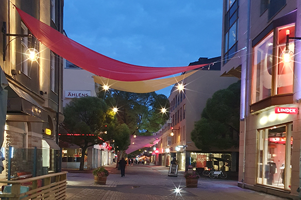 Sommarkväll på Prästgatan