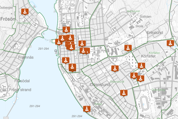 En karta över Östersunds tätort med symboler för trafikstörningar
