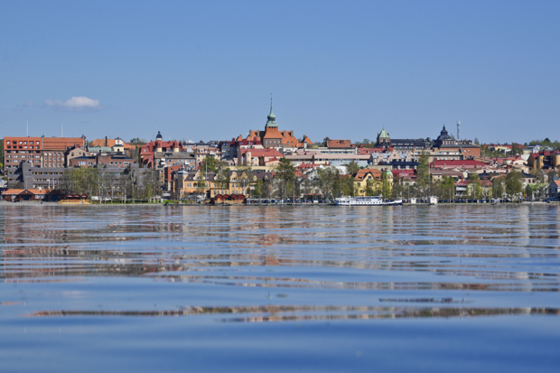Siluett av Östersunds stad sett från Frösön 