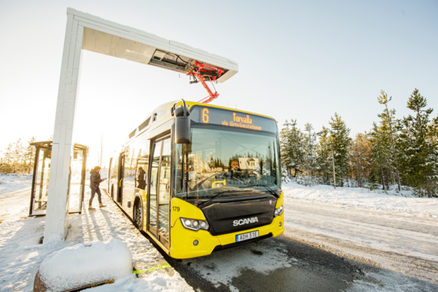 Elbuss vid laddare